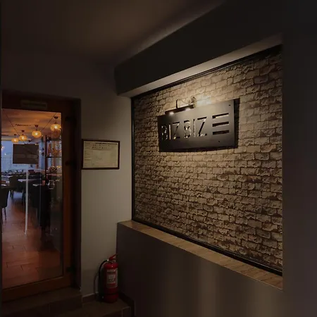 酒店 Reina 布加勒斯特