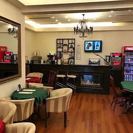 Hotel Reina